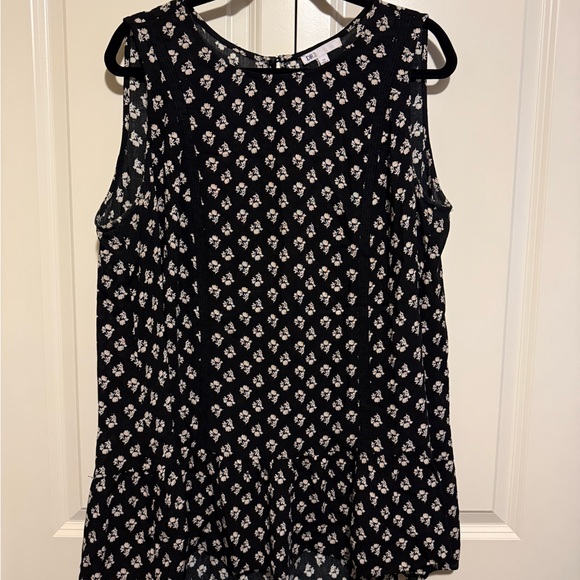 DR2 Tops - Floral Black DR2 Sleeveless Top